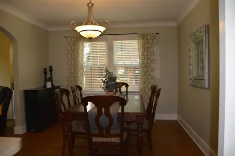118 N Kickapoo Ter, Peoria, IL 61604 photo 13
