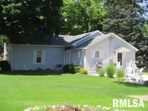 512 Main St, Henry, IL 61537 photo 25