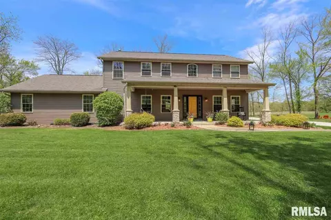 842 Banta Rd, Metamora, IL 61548 photo 3