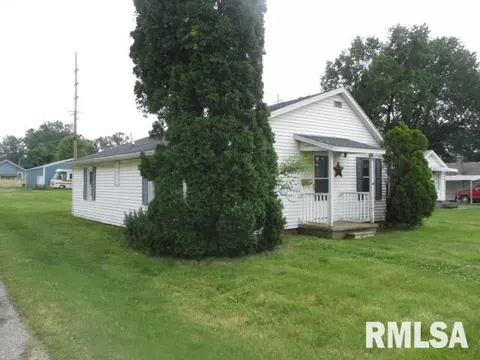 1027 E Oak St, Macomb, IL 61455 photo 2