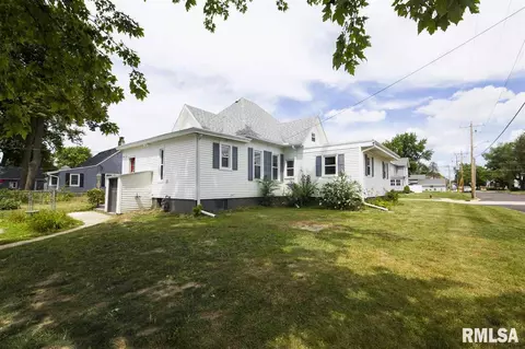 520 E Adams St, Morton, IL 61550 photo 3