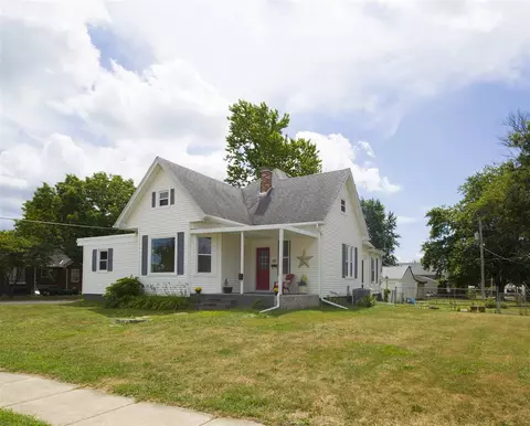 520 E Adams St, Morton, IL 61550 photo 1