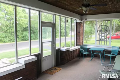 518 N Main St, Eureka, IL 61530 photo 30