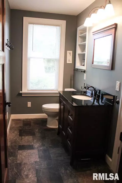 518 N Main St, Eureka, IL 61530 photo 21