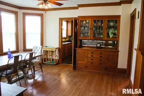 518 N Main St, Eureka, IL 61530 photo 5