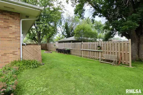 708 W Front St, Roanoke, IL 61561 photo 24