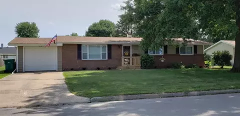 1267 Rebecca Ln, Macomb, IL 61455 photo 3