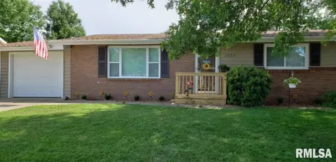 1267 Rebecca Ln, Macomb, IL 61455 photo 5