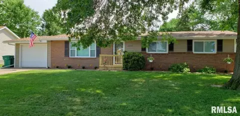 1267 Rebecca Ln, Macomb, IL 61455 photo 6