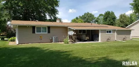 1267 Rebecca Ln, Macomb, IL 61455 photo 22