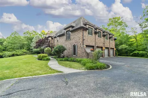122 W Greystone Ct, Dunlap, IL 61525 photo 2