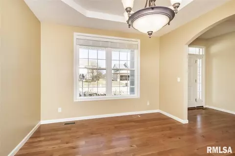 2010 W Liams Way, Dunlap, IL 61525 photo 6