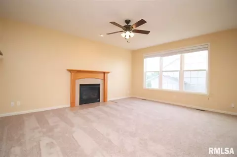 2010 W Liams Way, Dunlap, IL 61525 photo 7