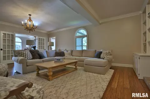 11615 N Strathmoore Ct, Dunlap, IL 61525 photo 27