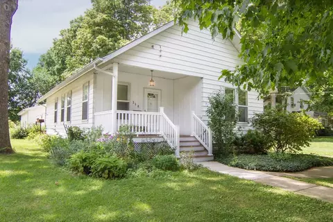310 S Darst St, Eureka, IL 61530 photo 5