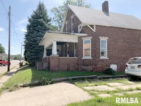 140 E Locust St, Canton, IL 61520 photo 28