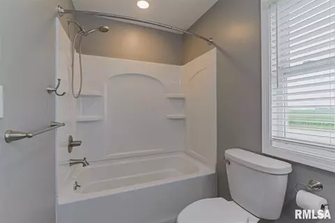 999 County Road 1625 E Rd, Eureka, IL 61530 photo 11
