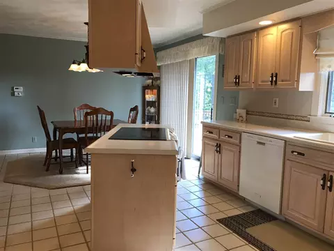 412 Highview Dr, Eureka, IL 61530 photo 8