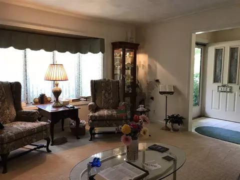 412 Highview Dr, Eureka, IL 61530 photo 4