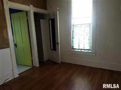 402 S Campbell St, Macomb, IL 61455 photo 8