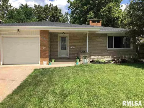 425 E Monroe St, Morton, IL 61550 photo 2