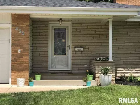 425 E Monroe St, Morton, IL 61550 photo 3