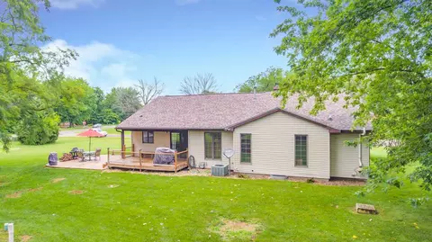 9394 W Darlington Dr, Mapleton, IL 61547 photo 4