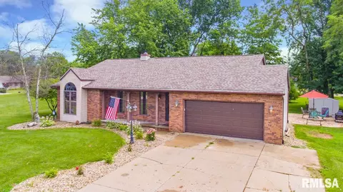9394 W Darlington Dr, Mapleton, IL 61547 photo 2