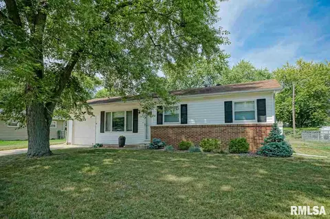 204 Circle Dr, Morton, IL 61550 photo 1