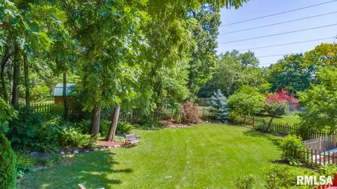 2007 E Bishop Ave, Peoria, IL 61614 photo 35