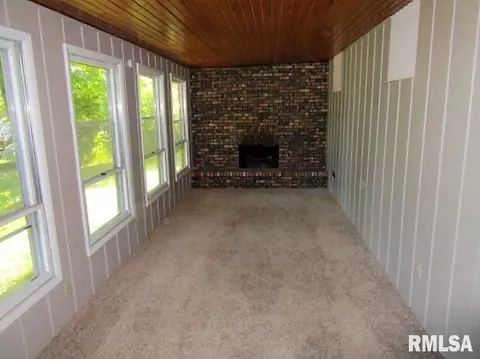 1014 Normal St, Henry, IL 61537 photo 7
