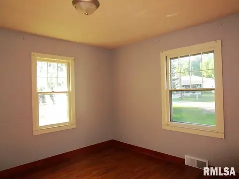 1014 Normal St, Henry, IL 61537 photo 10