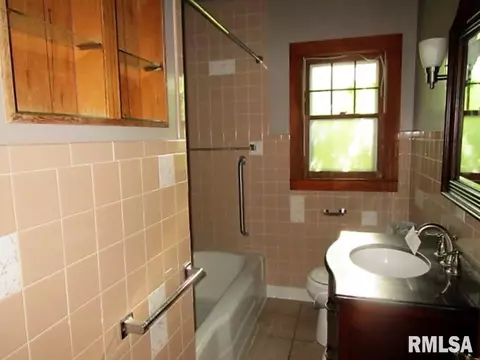 1014 Normal St, Henry, IL 61537 photo 11