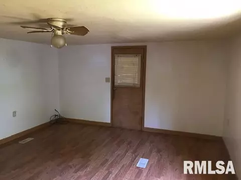116 Edds Ave, Pekin, IL 61554 photo 9