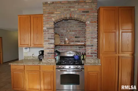 7701 W Bryce Ct, Mapleton, IL 61547 photo 5