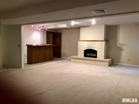 30 Lake Michael Dr, Macomb, IL 61455 photo 15