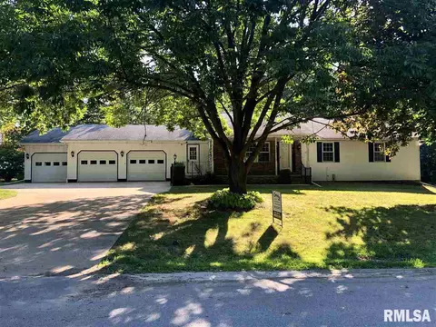 30 Lake Michael Dr, Macomb, IL 61455 photo 1
