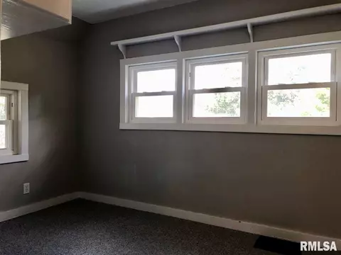 529 S Randolph St, Macomb, IL 61455 photo 22