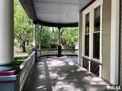 529 S Randolph St, Macomb, IL 61455 photo 24