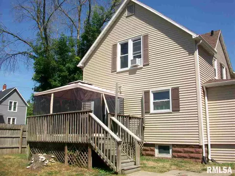 102 E Vine St, Canton, IL 61520 photo 32