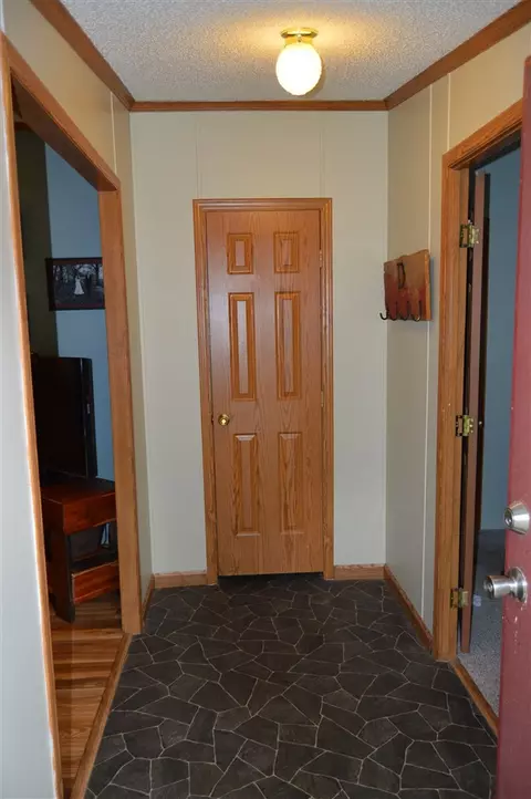 104 E Sherman St, Industry, IL 61440 photo 10