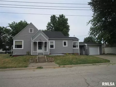 307 E Vine St, Canton, IL 61520 photo 1