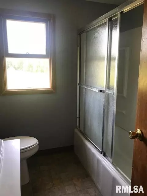 350 Emily Rd, Sciota, IL 61475 photo 10