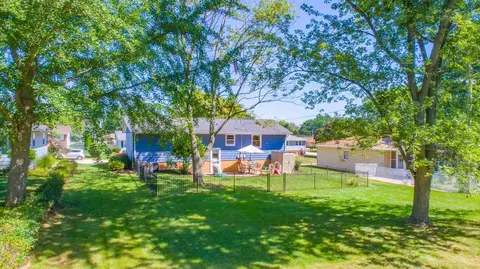 1020 E Marshall St, Morton, IL 61550 photo 5