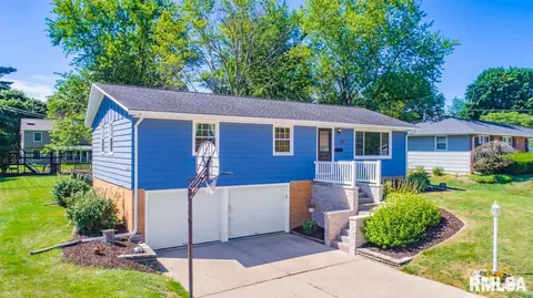 1020 E Marshall St, Morton, IL 61550 photo 1