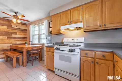 1020 E Marshall St, Morton, IL 61550 photo 20