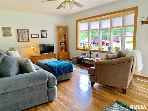 210 E Glendale St, Manito, IL 61546 photo 20
