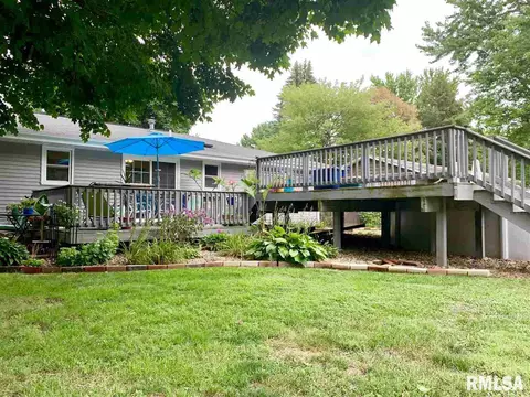 210 E Glendale St, Manito, IL 61546 photo 10