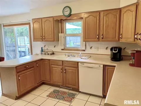 210 E Glendale St, Manito, IL 61546 photo 30