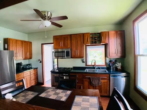 321 N Edwards St, Macomb, IL 61455 photo 11